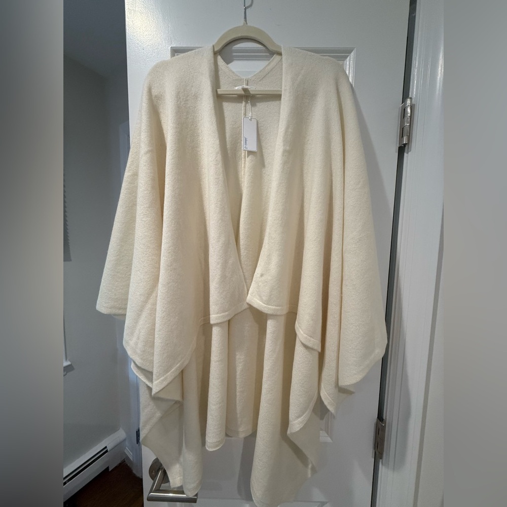 NEW johnnie-O Women’s Louisa Cashmere Blend Wrap - Cream